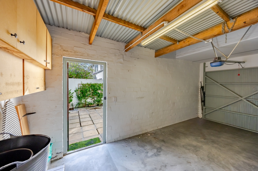 3 Bedroom Property for Sale in Kenilworth Western Cape